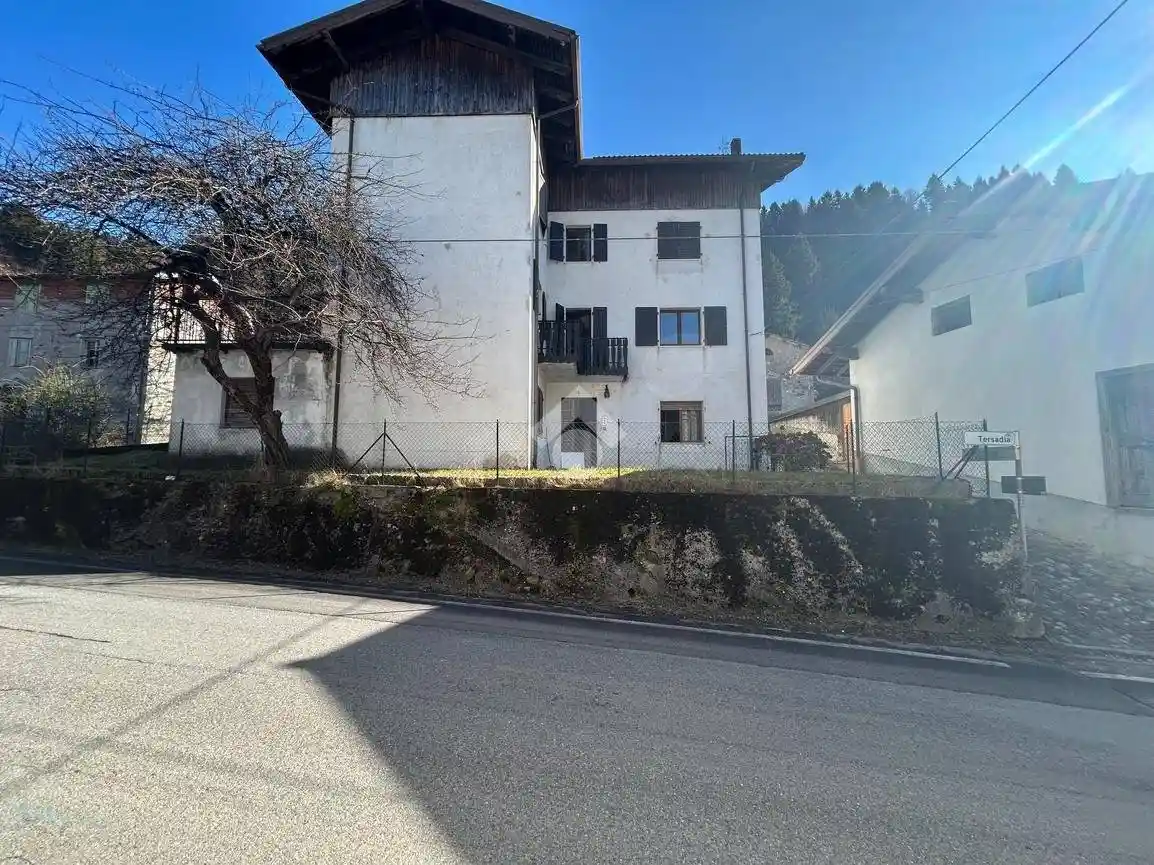 Casa indipendente in vendita a Paluzza