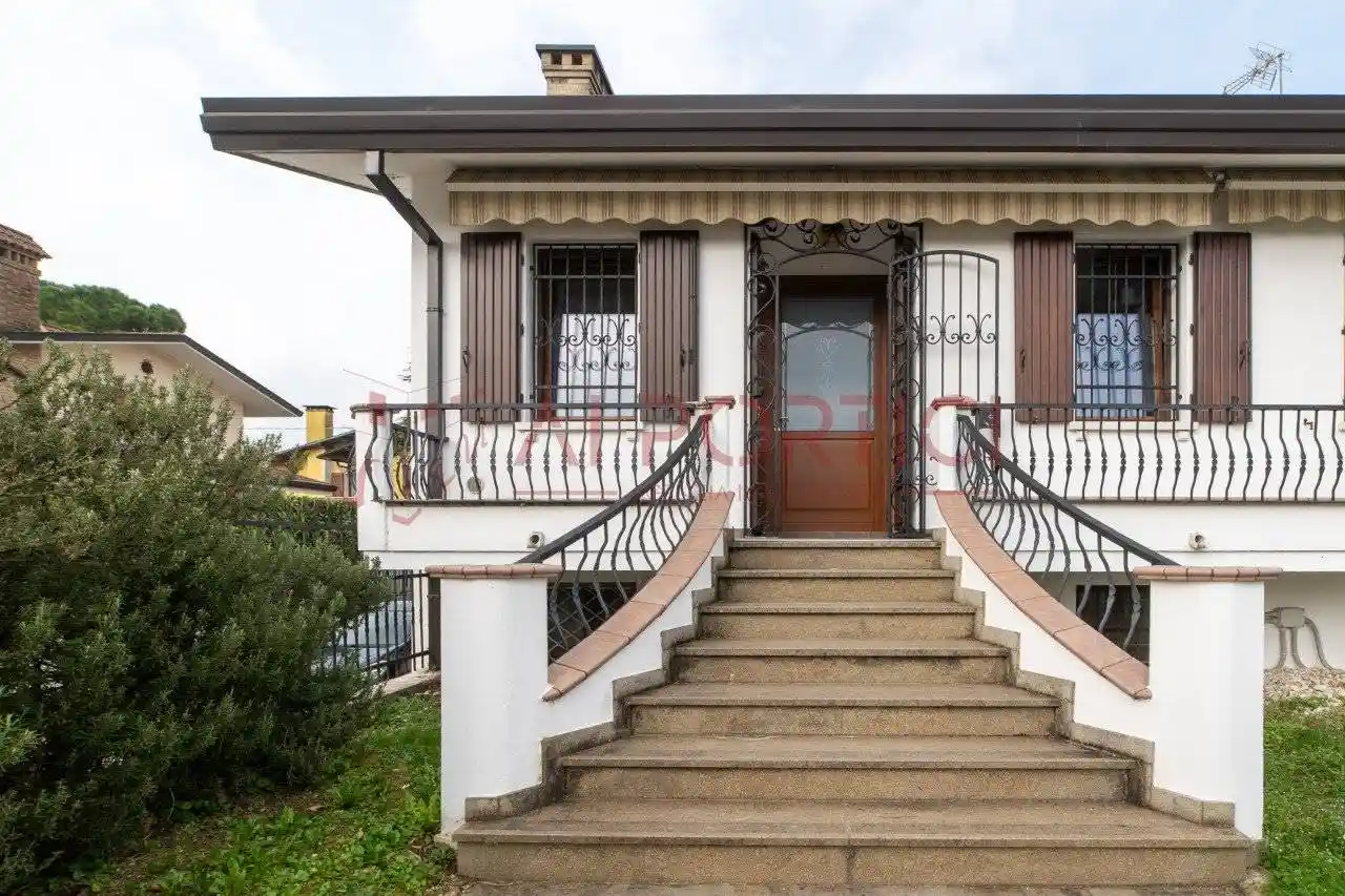 Villa in vendita a Piove di Sacco