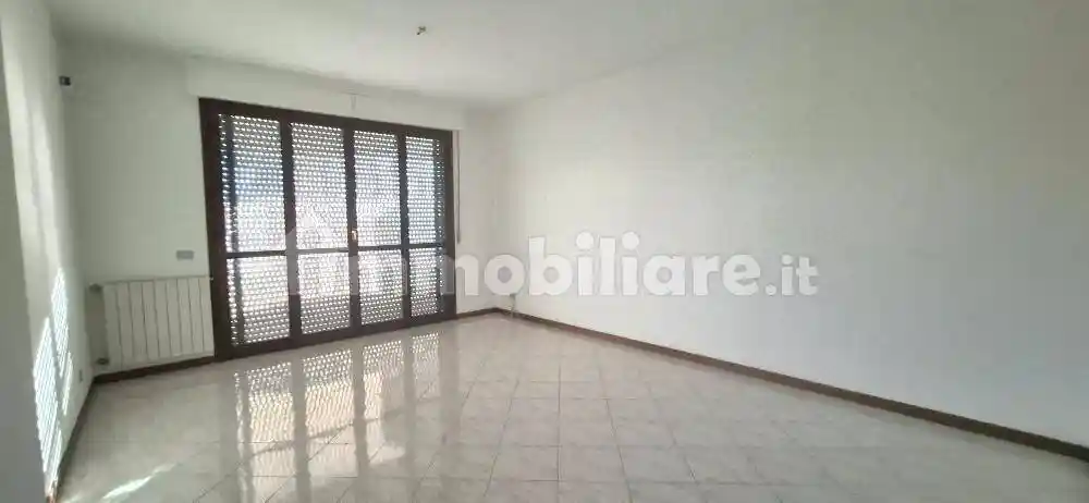 Appartamento in vendita a Cascina