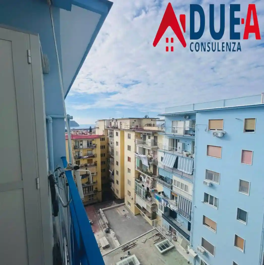 Appartamento in vendita a Napoli