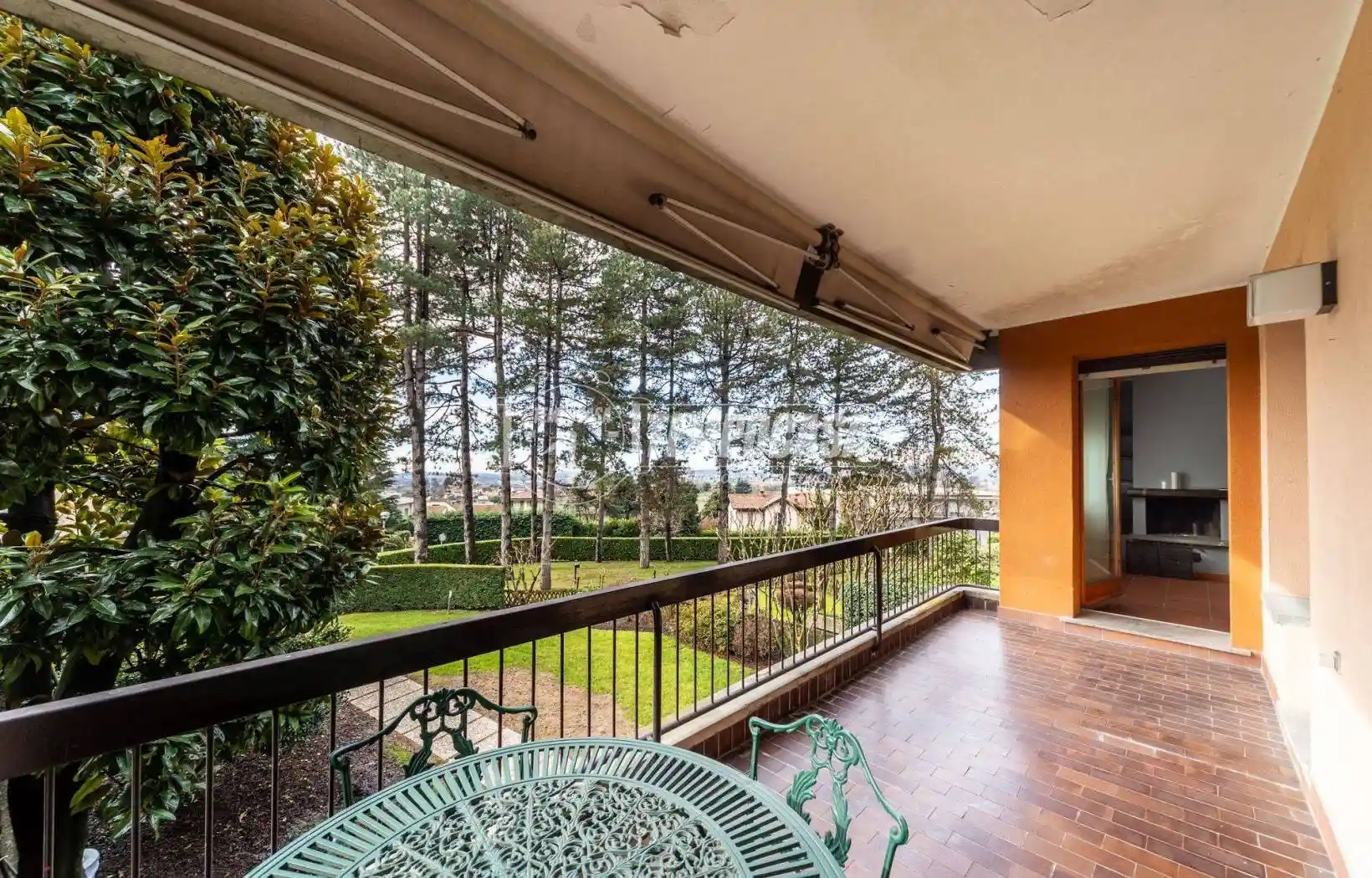 Appartamento in vendita a Barzanò