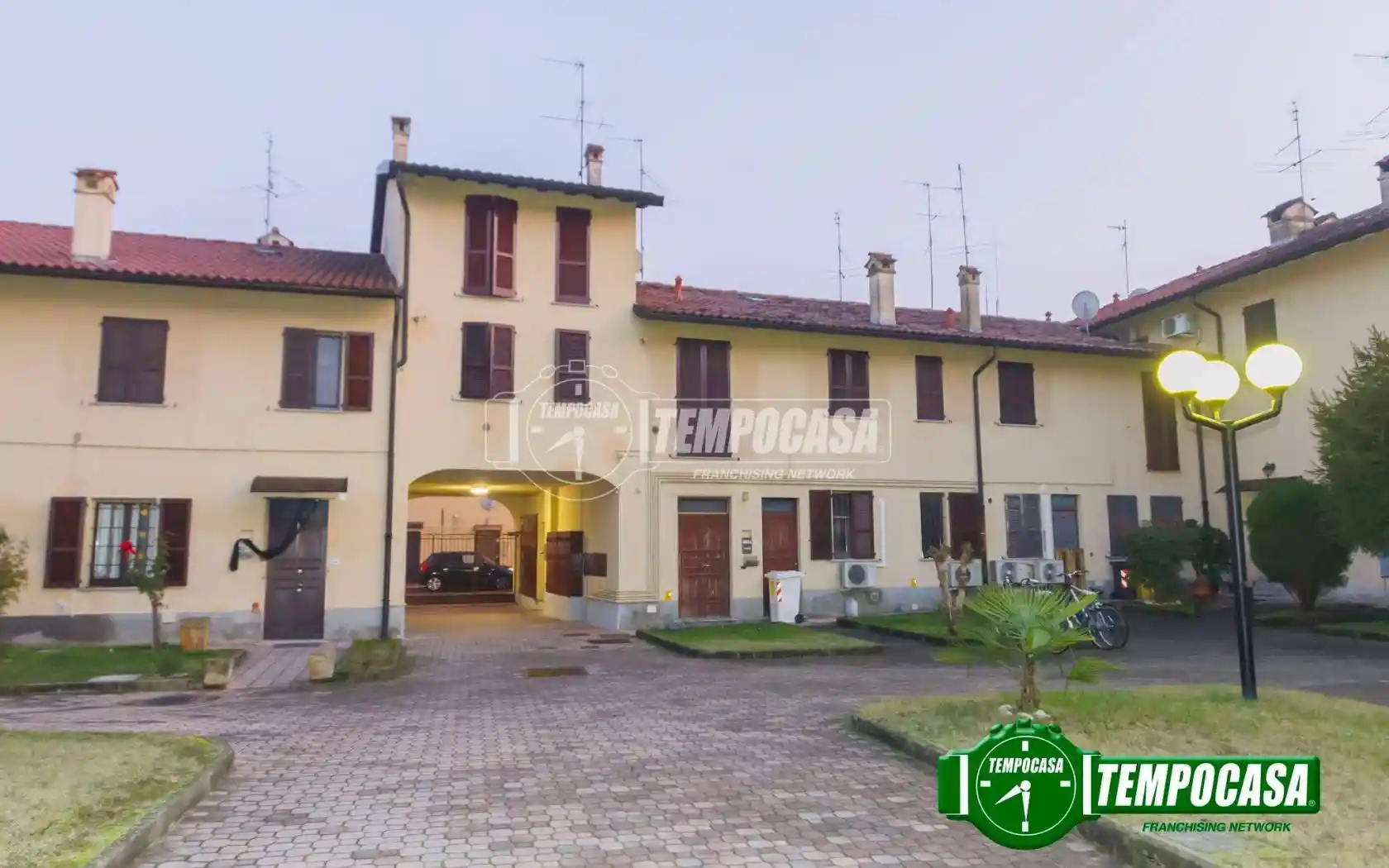 Appartamento in vendita a Casorate Primo