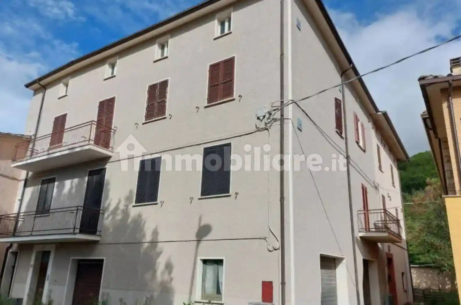 Appartamento in vendita a Fossato di Vico