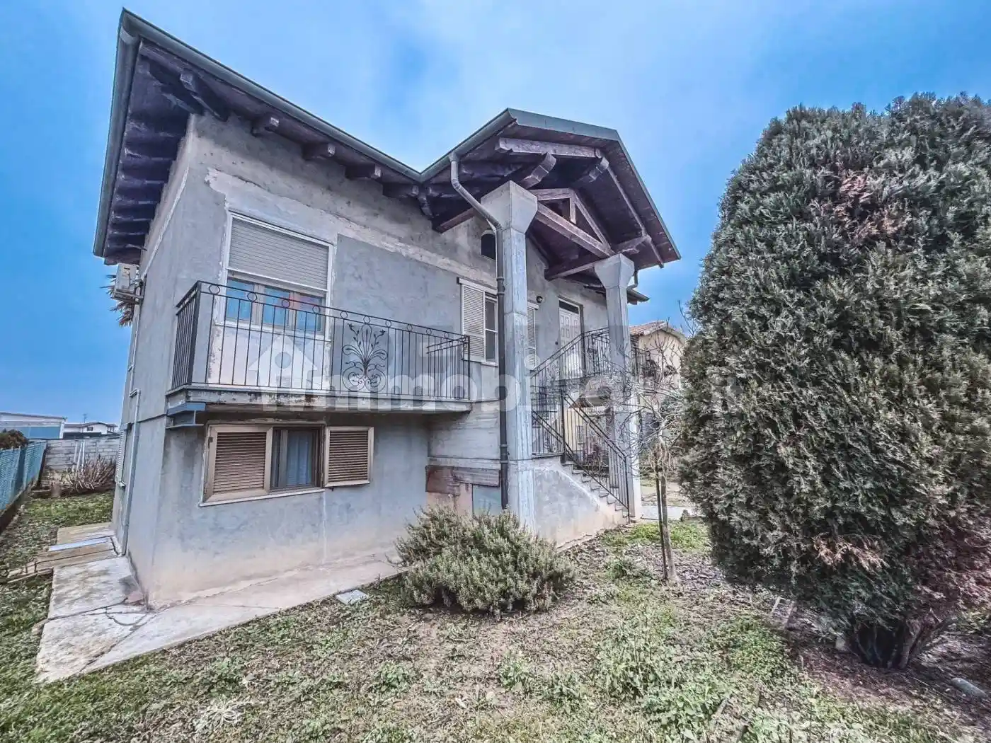 Villa in vendita a Robbio