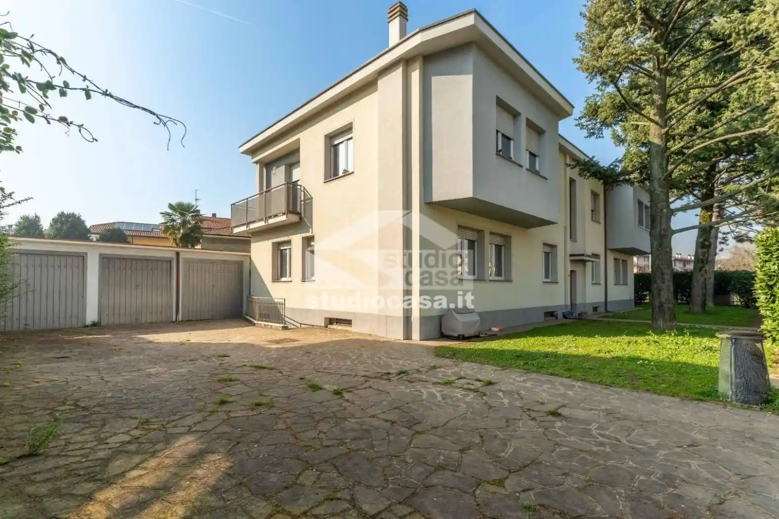 Villa in vendita a Muggiò