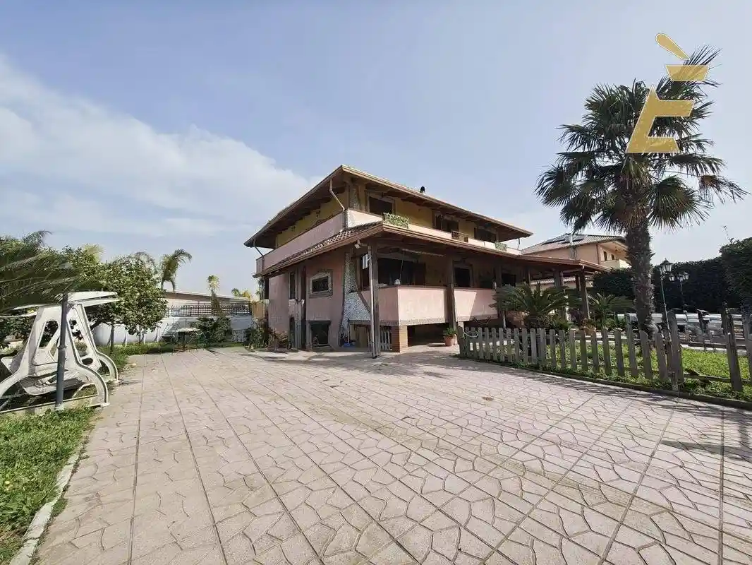 Appartamento in vendita a Giugliano in Campania