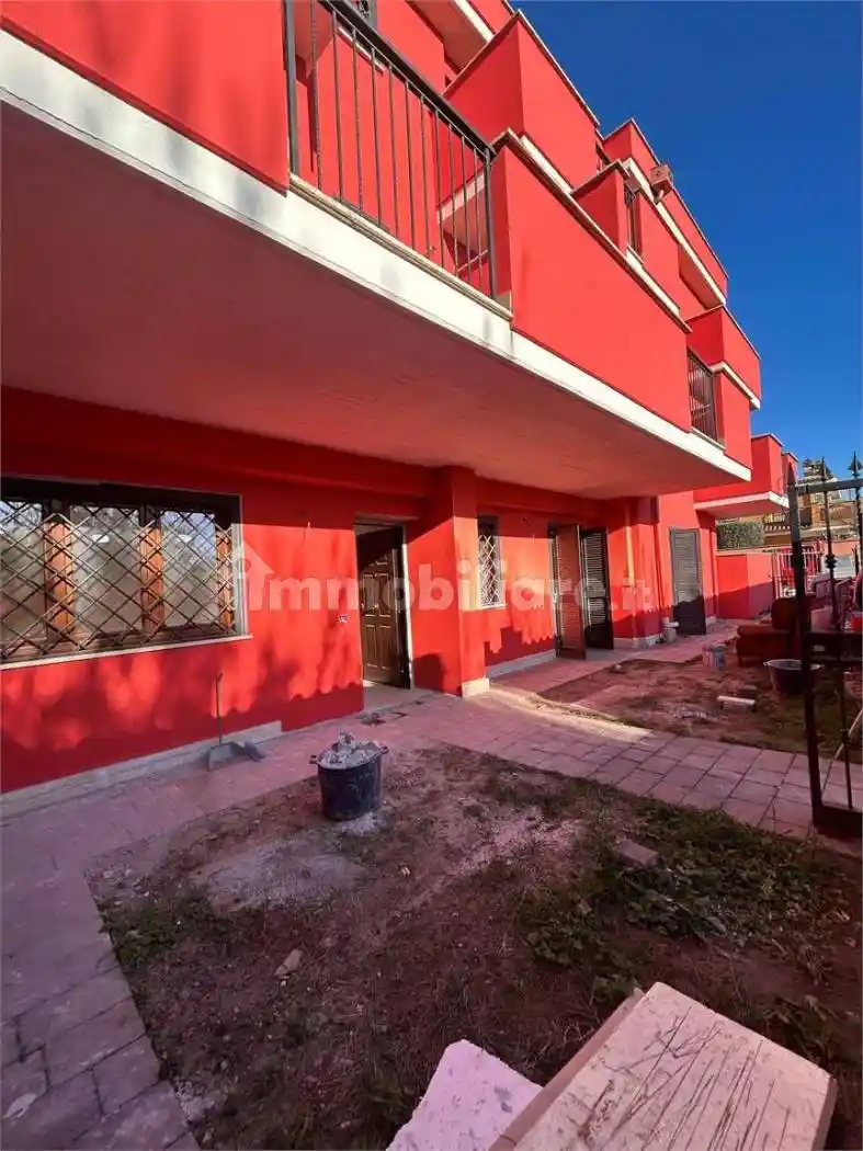 Appartamento in vendita a Pomezia