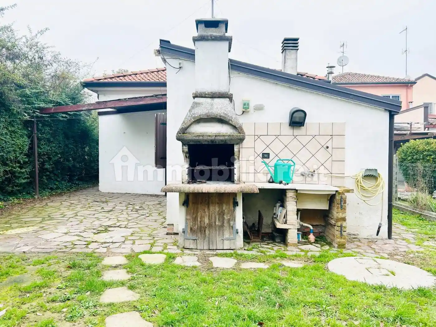 Casa indipendente in vendita a Ferrara