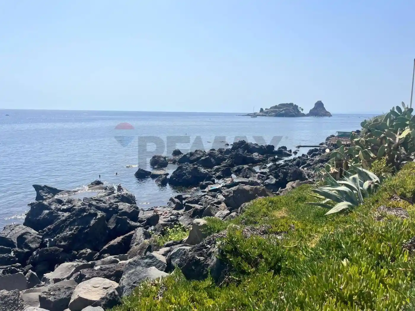Appartamento in vendita a Aci Castello