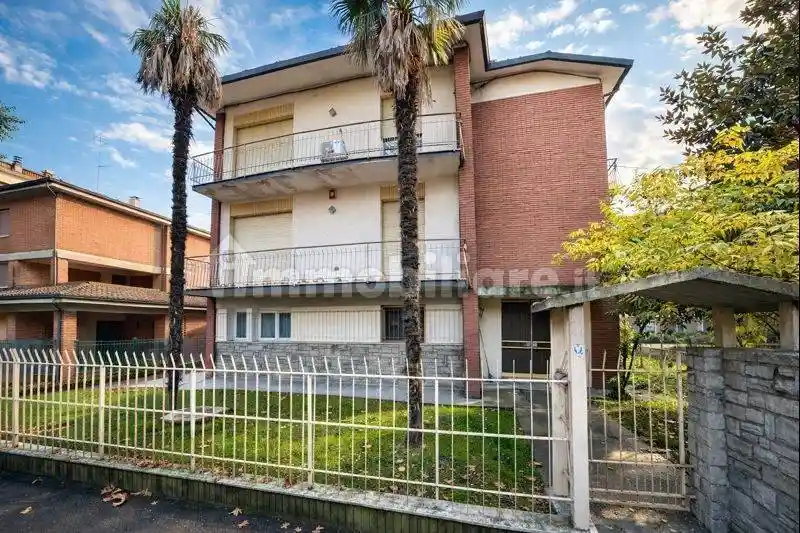 Appartamento in affitto a Forlì