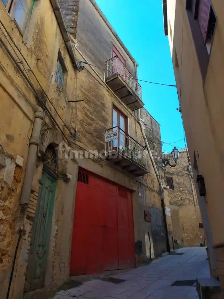 Casa indipendente in vendita a Naro