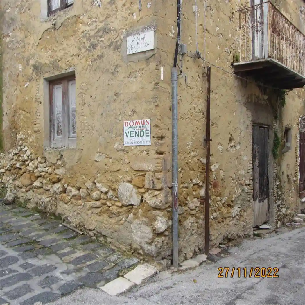 Casa indipendente in vendita a Naro