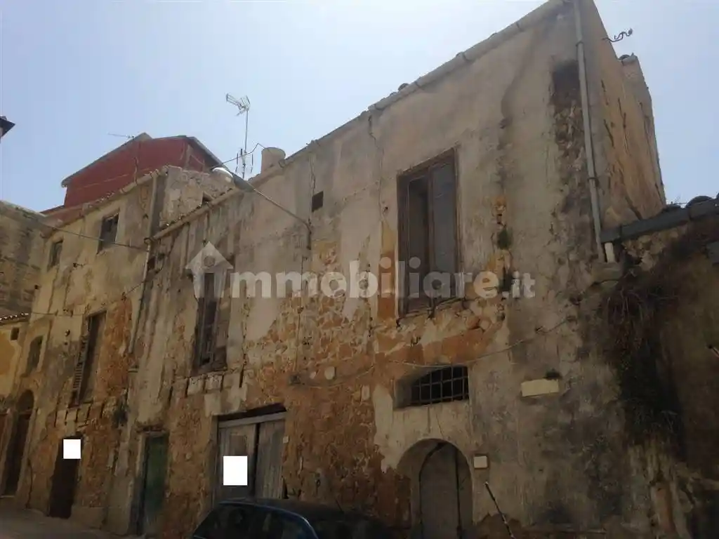 Casa indipendente in vendita a Naro