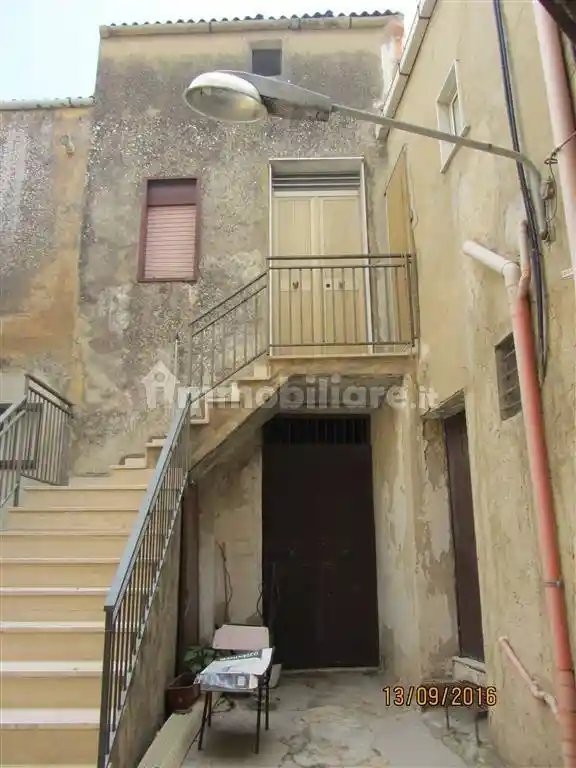 Casa indipendente in vendita a Naro