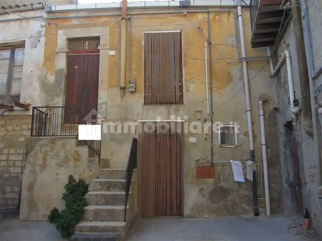 Casa indipendente in vendita a Naro