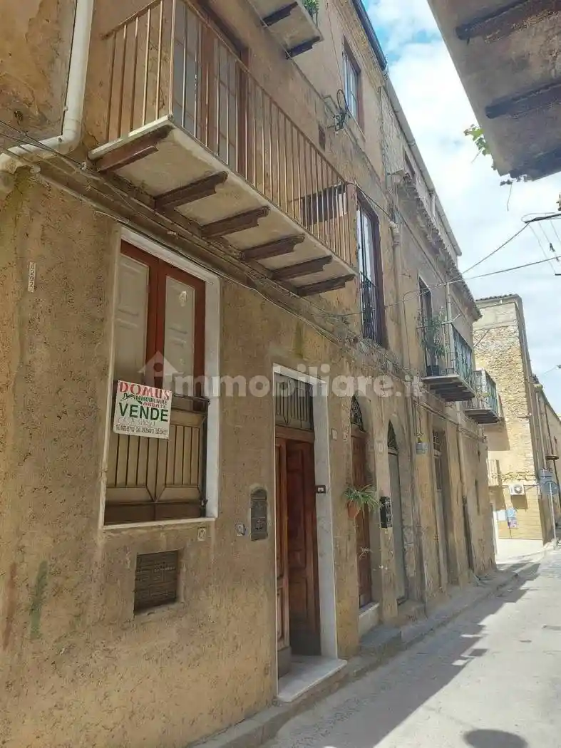 Casa indipendente in vendita a Naro