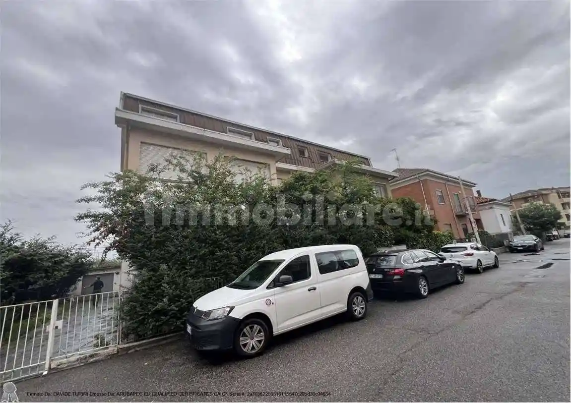 Appartamento in vendita a Novara