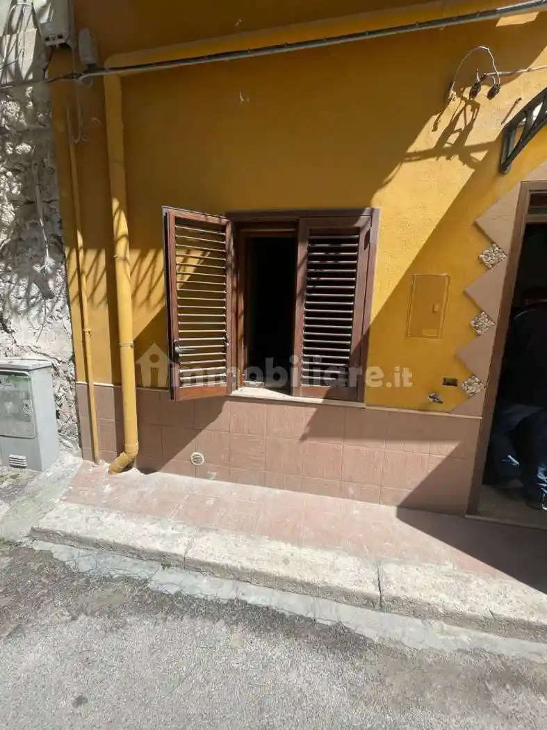 Appartamento in vendita a Palermo