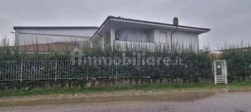 Appartamento in vendita a Calvenzano