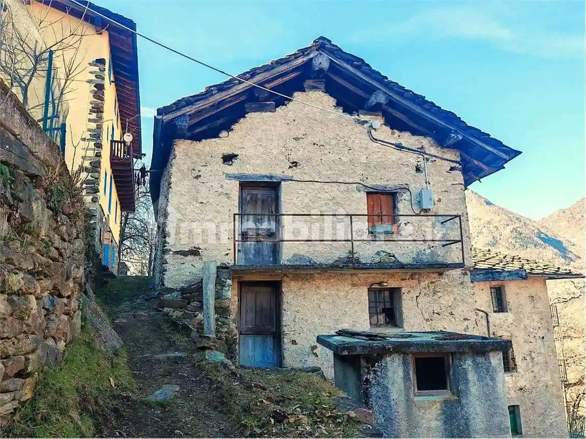 Rustico - Casale in vendita a Lillianes