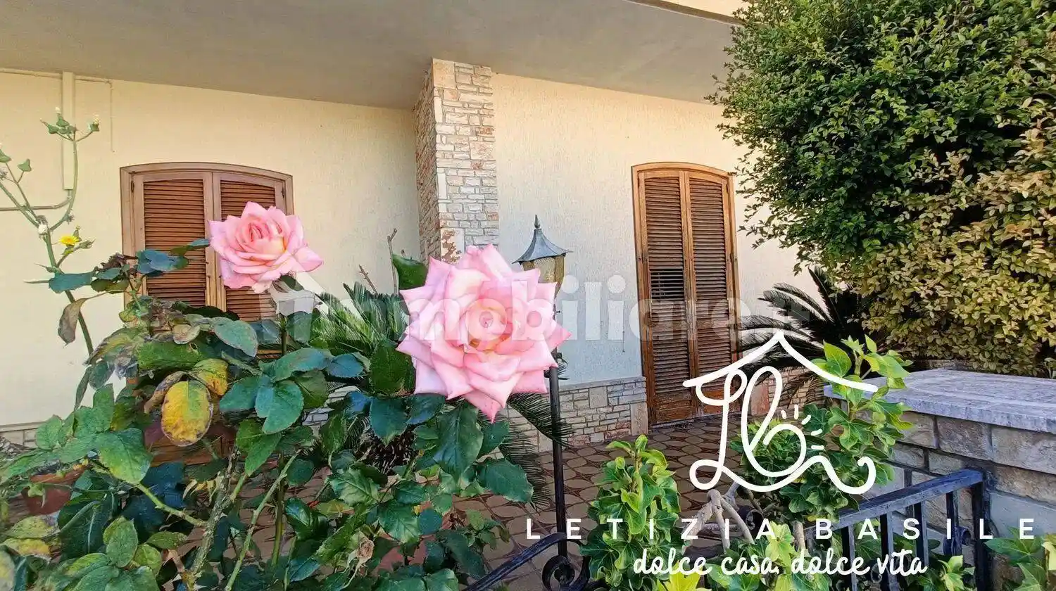 Villa in vendita a Taviano