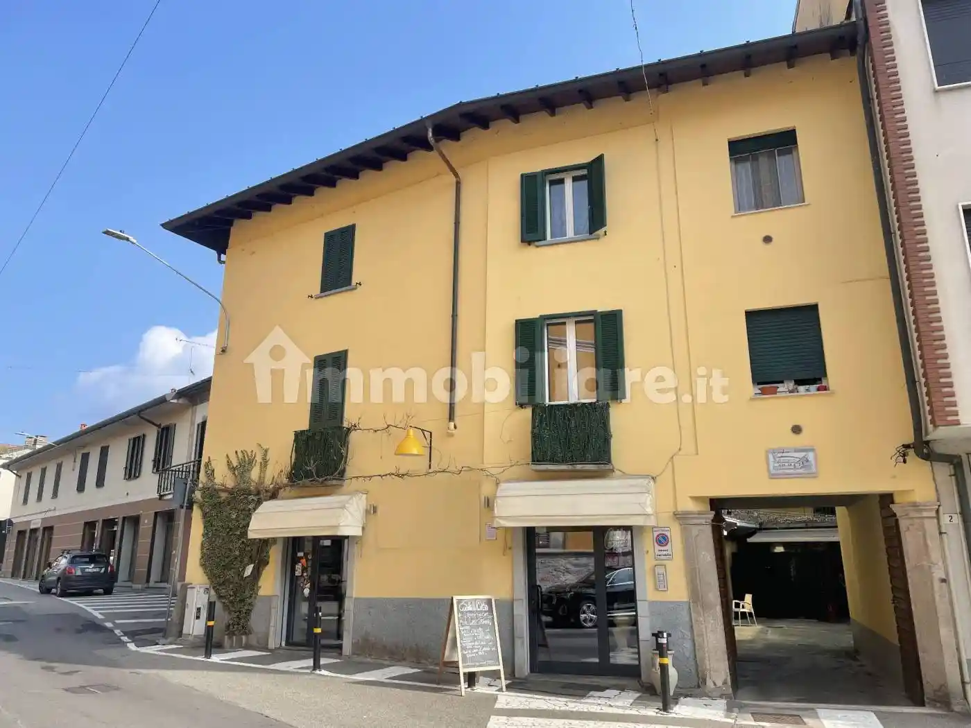 Appartamento in affitto a Sesto Calende