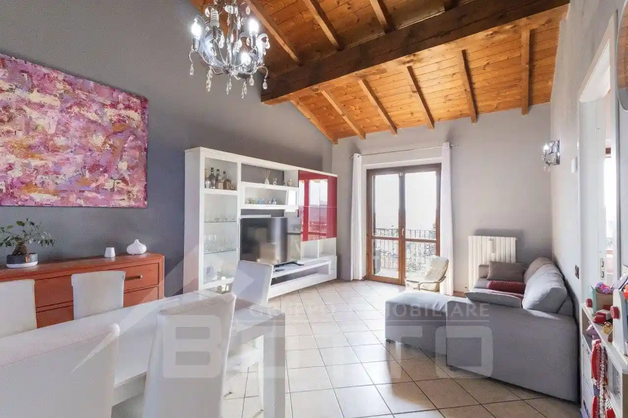 Appartamento in vendita a Oleggio