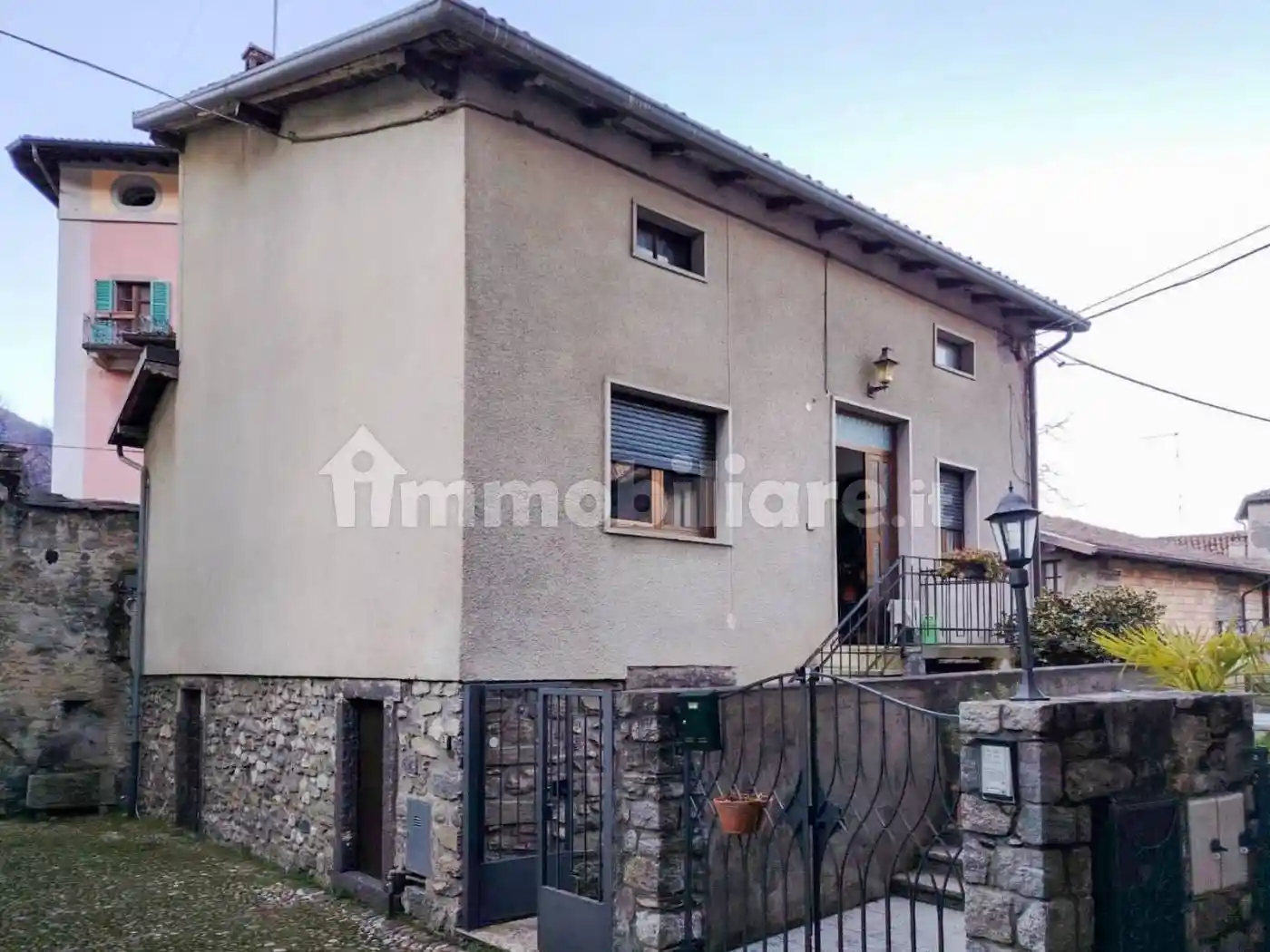 Casa indipendente in vendita a Bienno