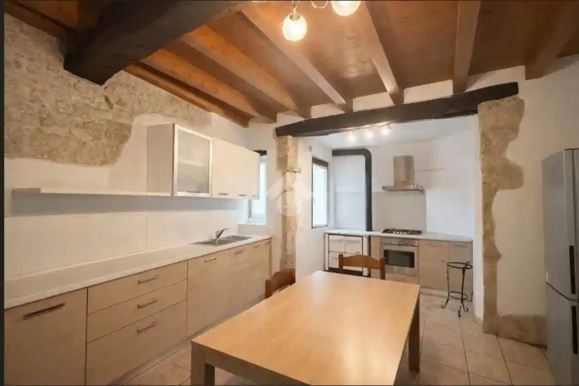 Appartamento in vendita a Polcenigo