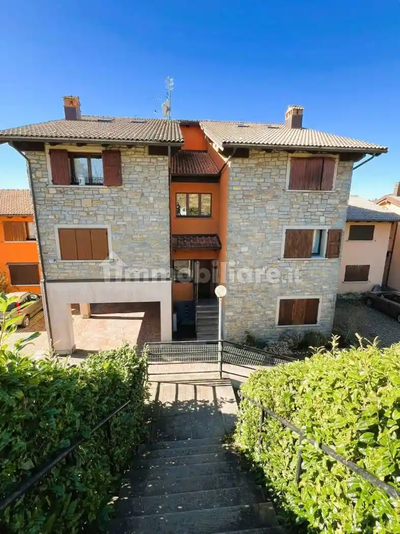 Appartamento in vendita a Monghidoro