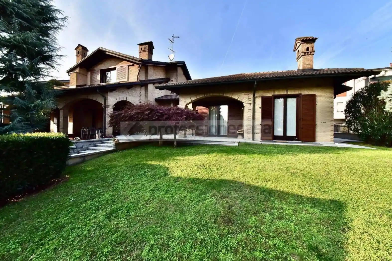 Villa in vendita a Nova Milanese