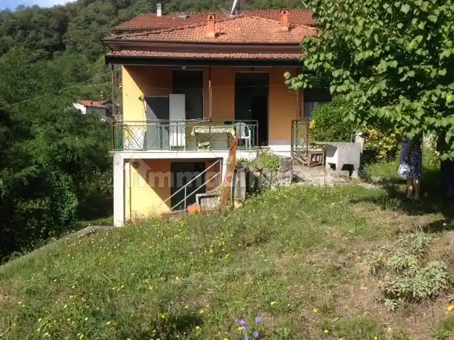 Villa in vendita a Tresana