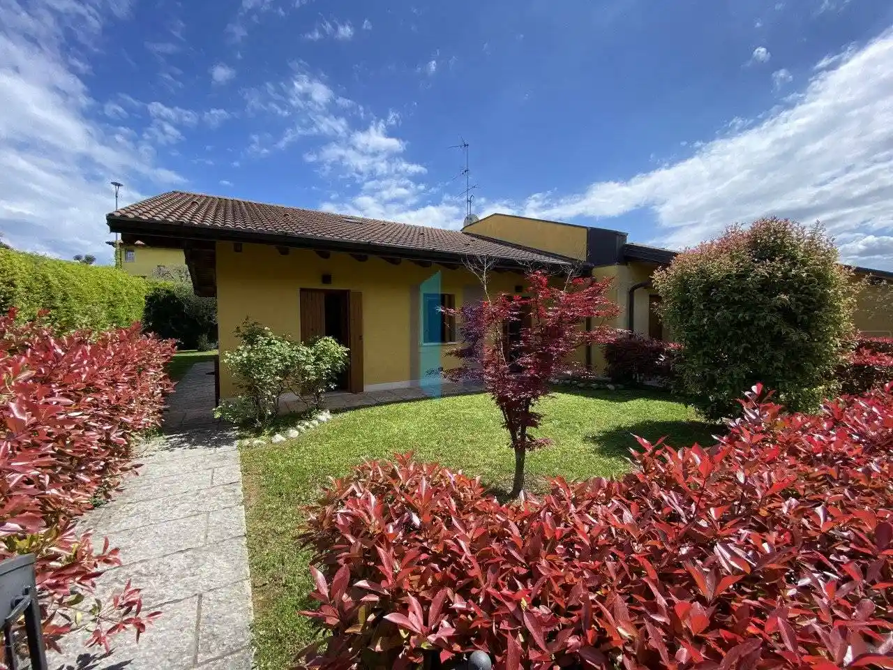 Villa in vendita a Soiano del Lago