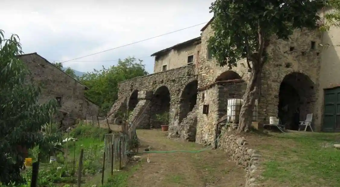 Rustico - Casale in vendita a Pontremoli