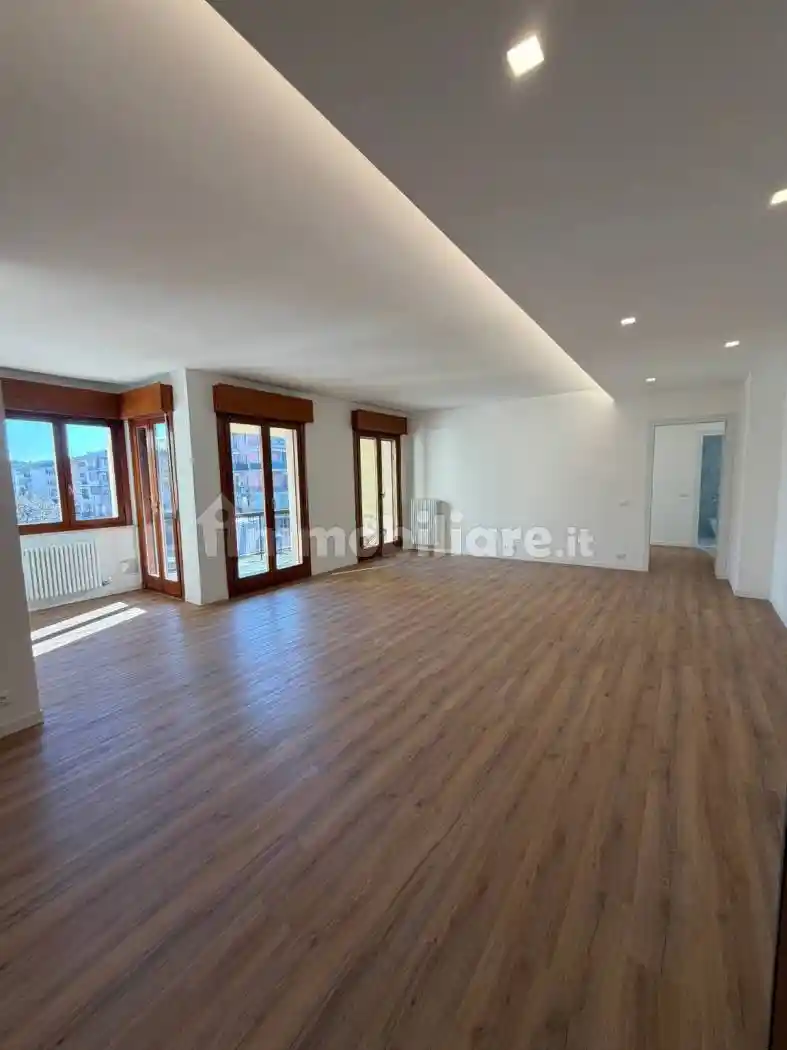 Appartamento in vendita a Verona