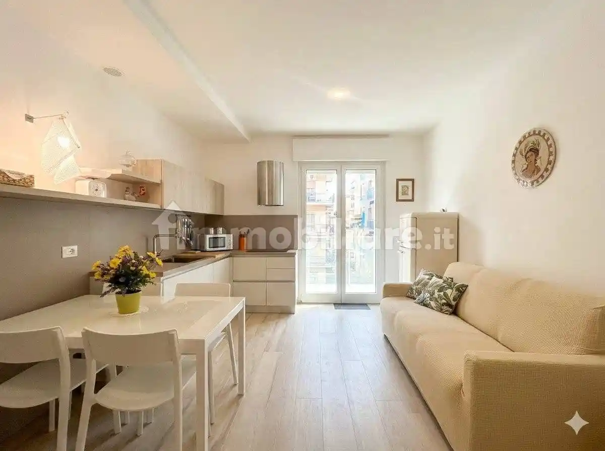 Appartamento in affitto a Alassio