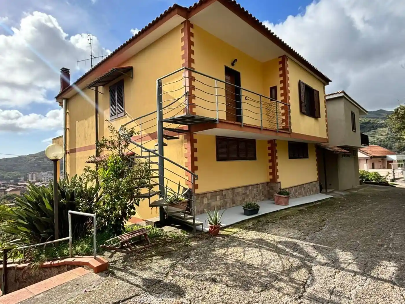 Appartamento in vendita a Salerno