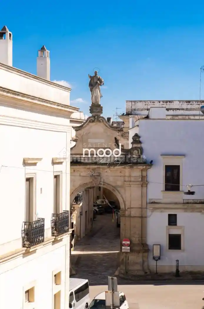 Palazzo - Edificio in vendita a Galatina