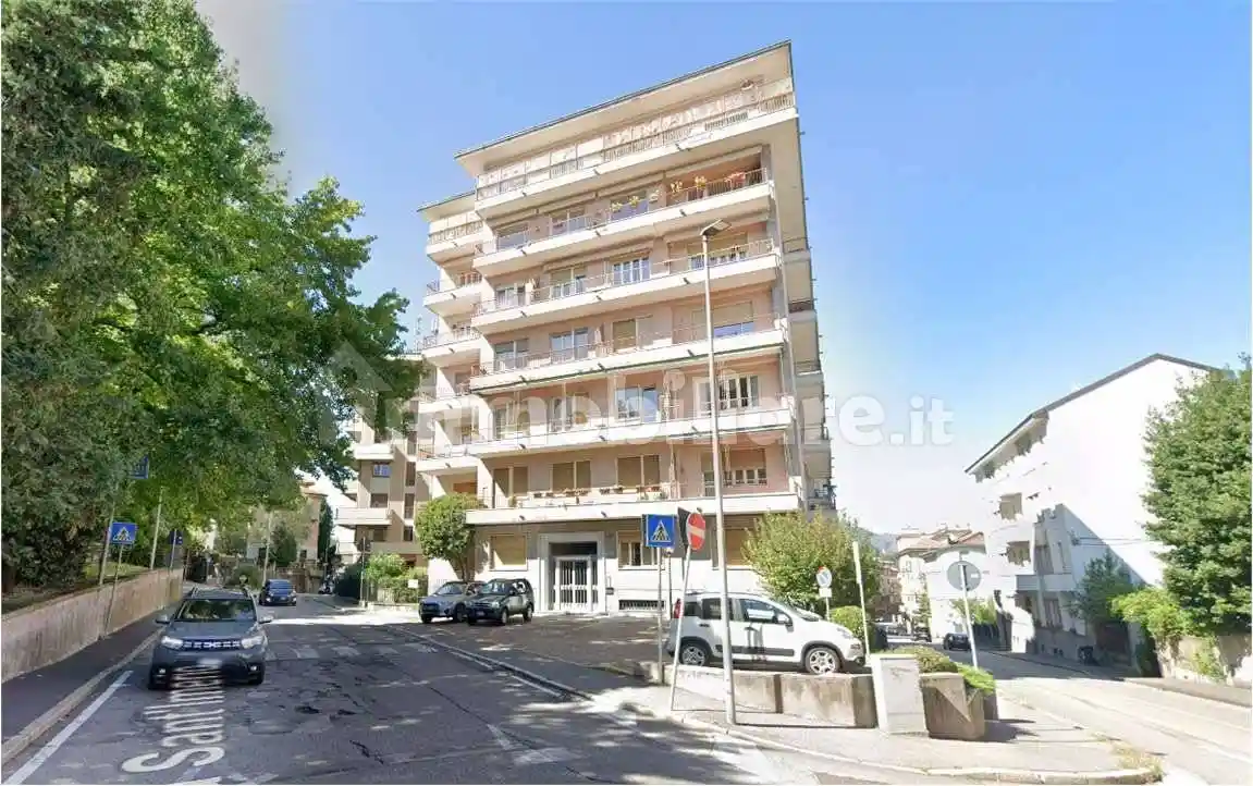 Appartamento in vendita a Varese