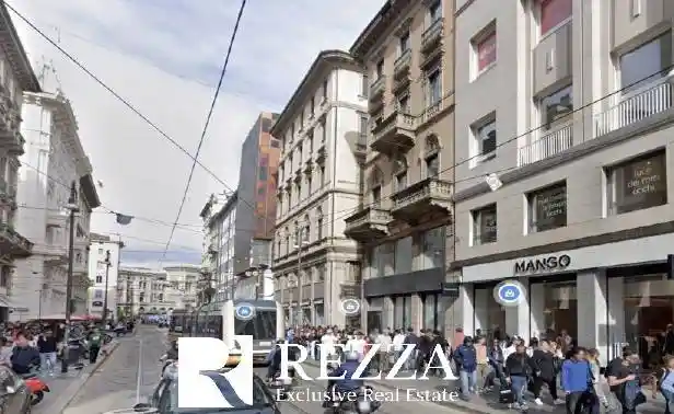 Palazzo - Edificio in vendita a Milano