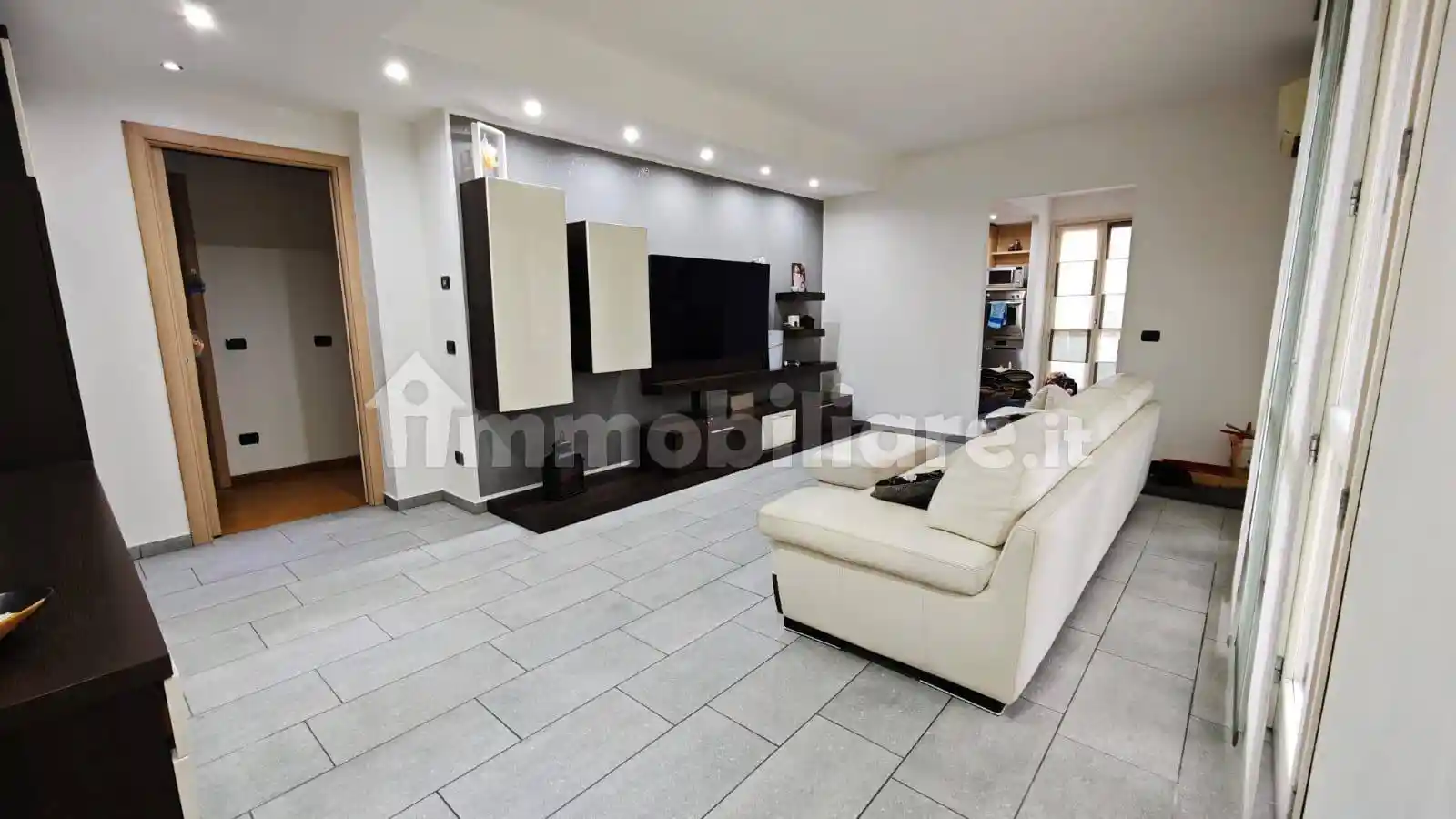 Appartamento in vendita a Anzano del Parco