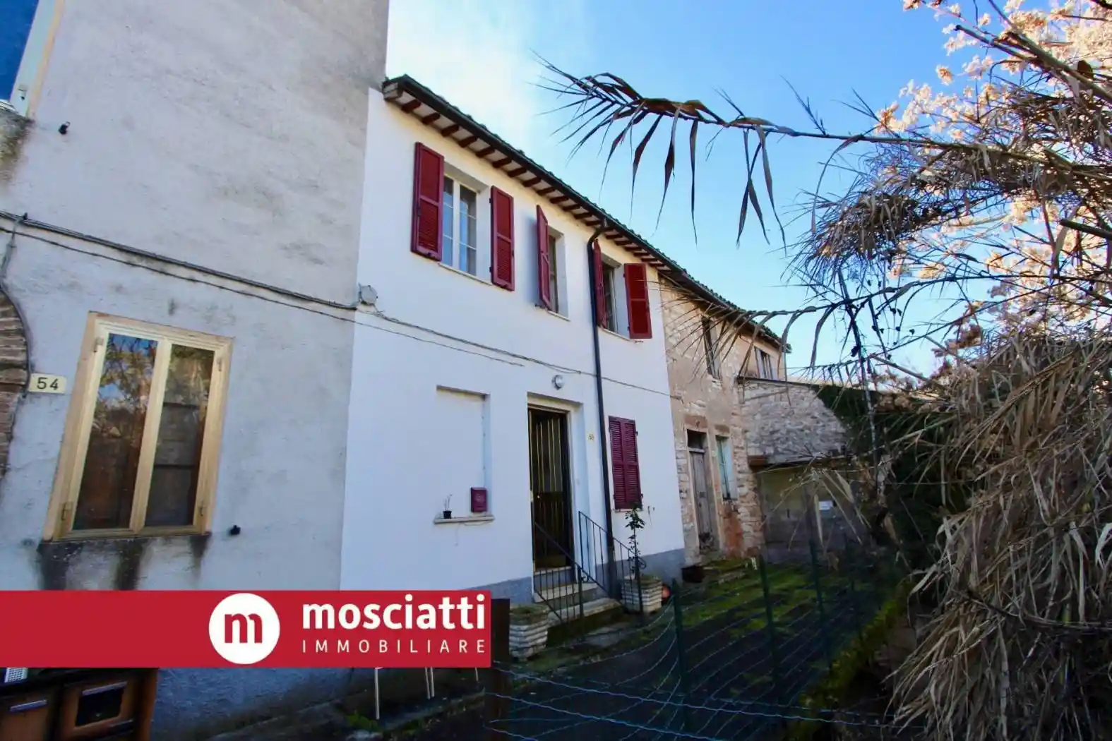 Casa indipendente in vendita a Fabriano