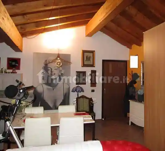 Appartamento in vendita a Cornate d'Adda