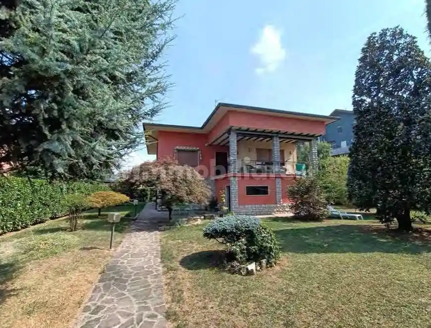 Villa in vendita a Palosco