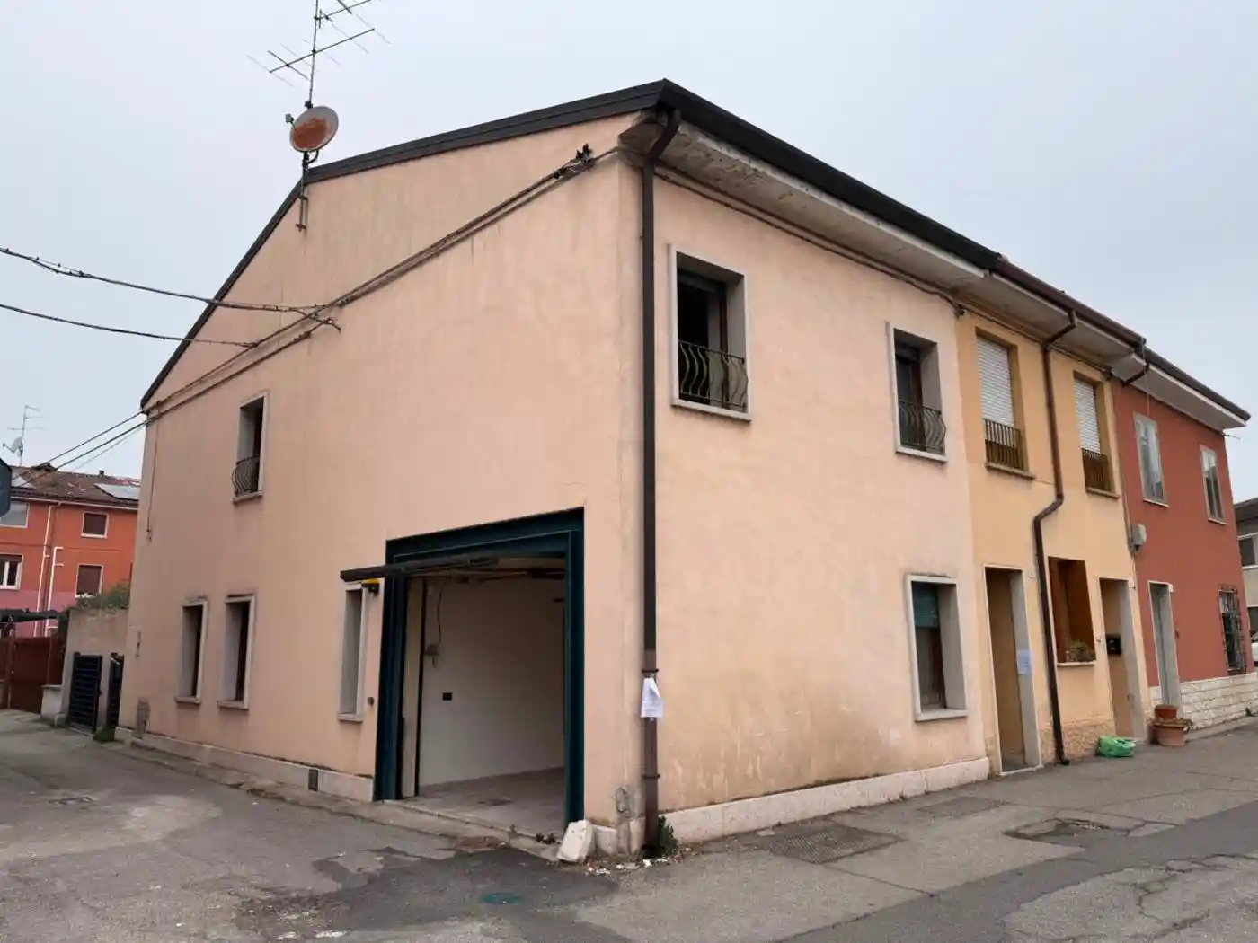 Casa indipendente in vendita a San Giovanni Lupatoto