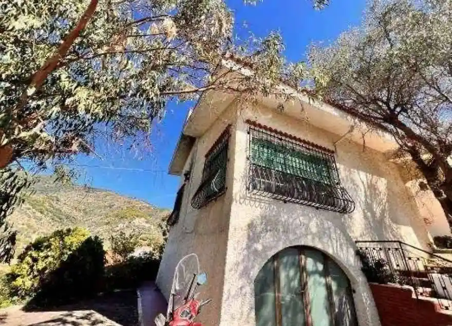 Casa indipendente in vendita a Sanremo