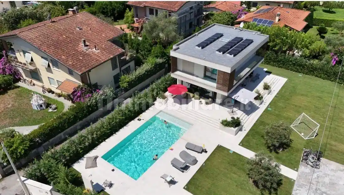Villa in vendita a Forte dei Marmi
