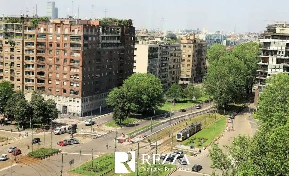 Palazzo - Edificio in vendita a Milano