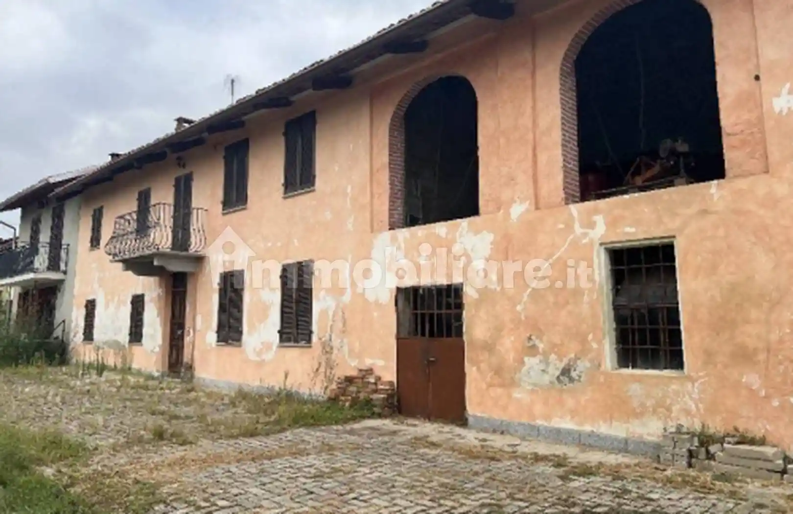 Appartamento in vendita a Ferrere