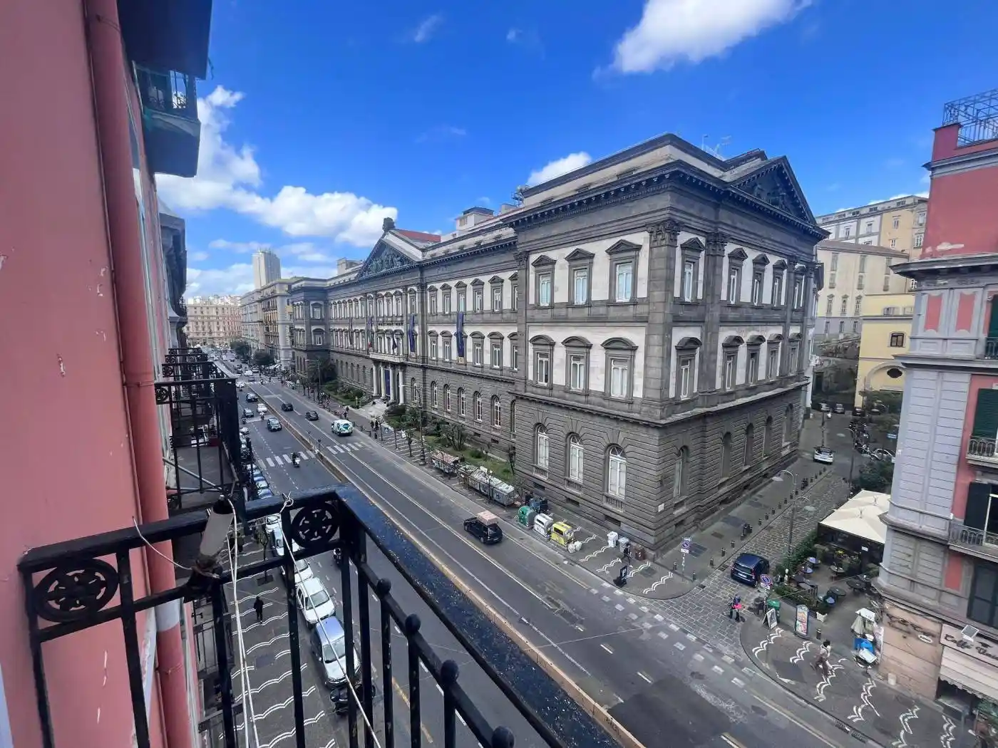 Appartamento in vendita a Napoli